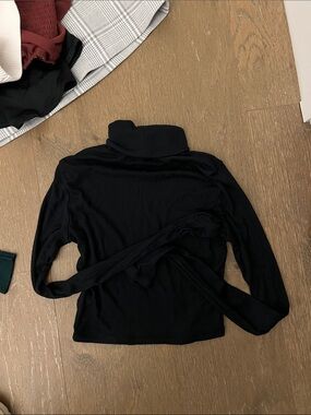 Artizia Black Turtleneck Long Sleeve crop Top